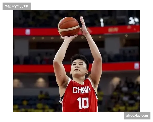 王俊杰赛季初期状态调整 旧金山大学前锋轮换关键